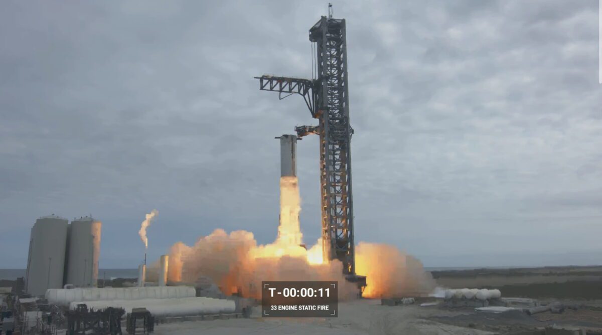SpaceX创下纪录：31发动机首次静态点火！ - EVLIT